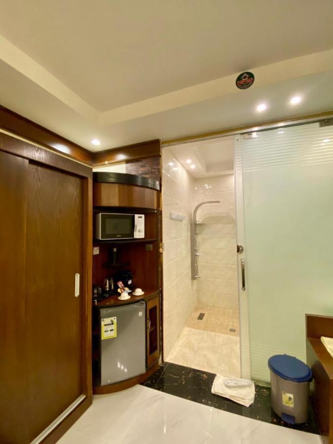 Aral Hotel Apartments Tabuk Exterior photo
