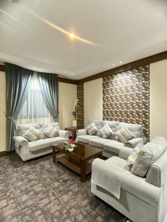 Aral Hotel Apartments Tabuk Exterior photo