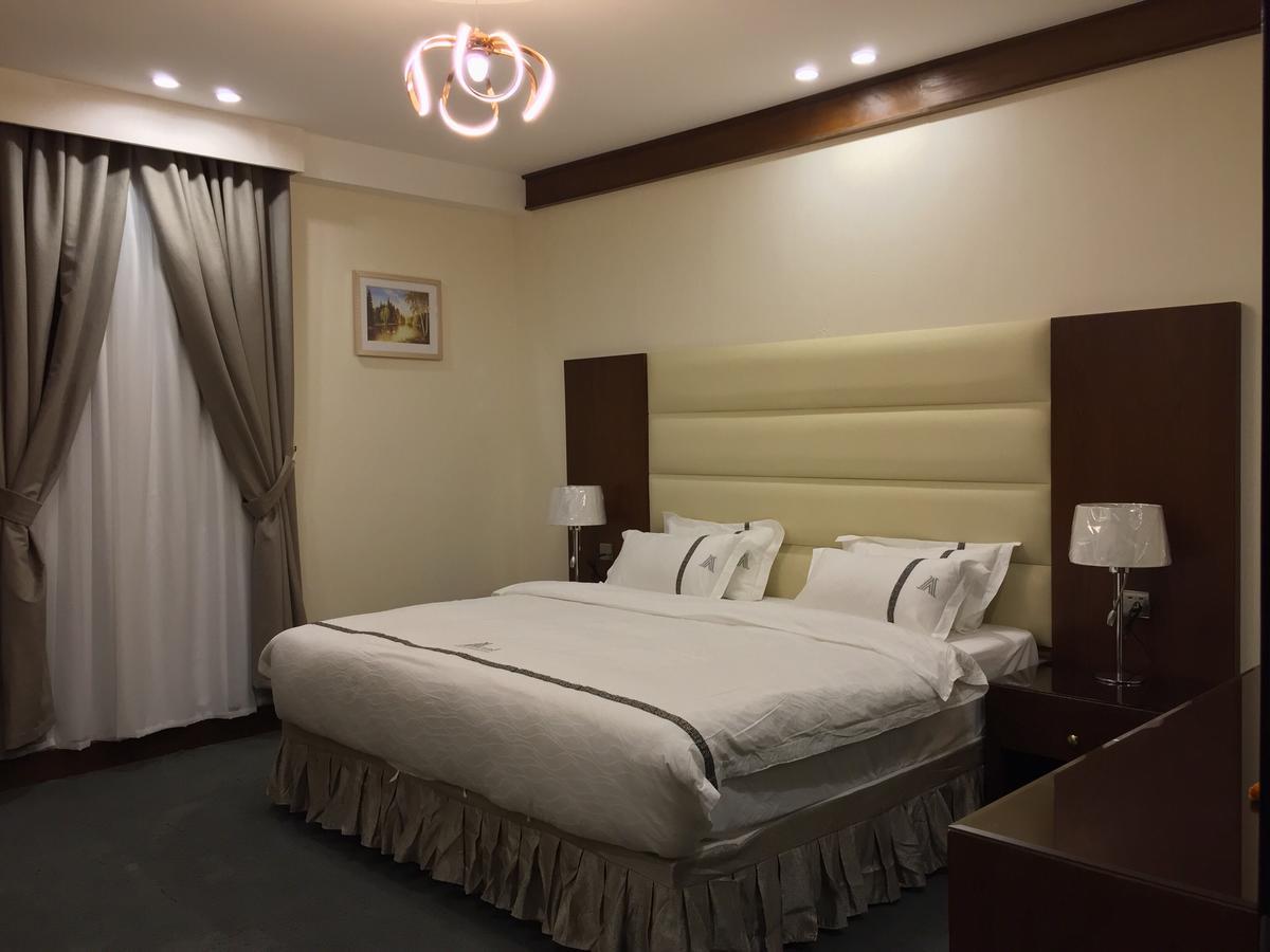 Aral Hotel Apartments Tabuk Exterior photo